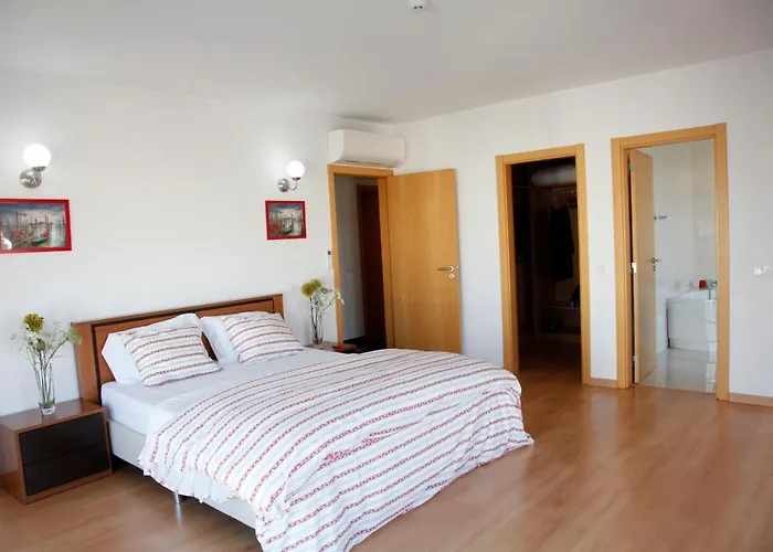 Rocha Tower 13d - Skyline Ocean View *