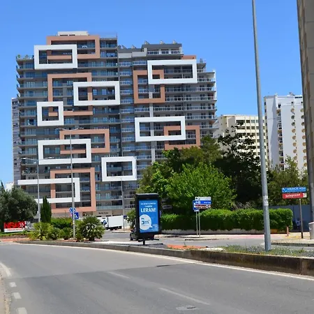 Rocha Tower 13d - Skyline Ocean View 포티마오